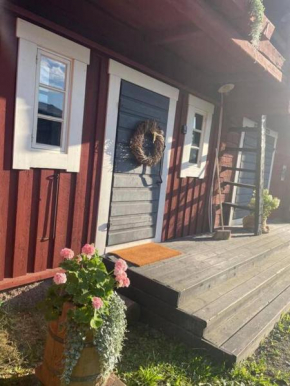Suloinen luhtirakennus Randla Rauma
